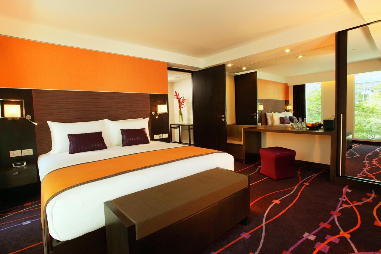 Radisson Suites Bangkok Sukhumvit Room photo